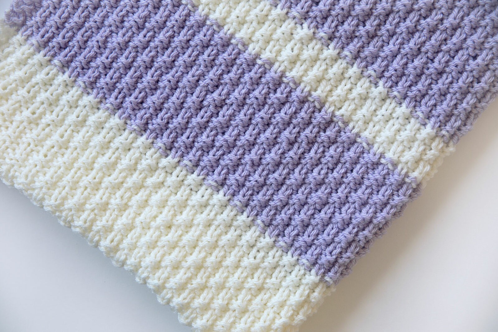 Easy Beginner Crochet Baby Blanket - Leelee Knits