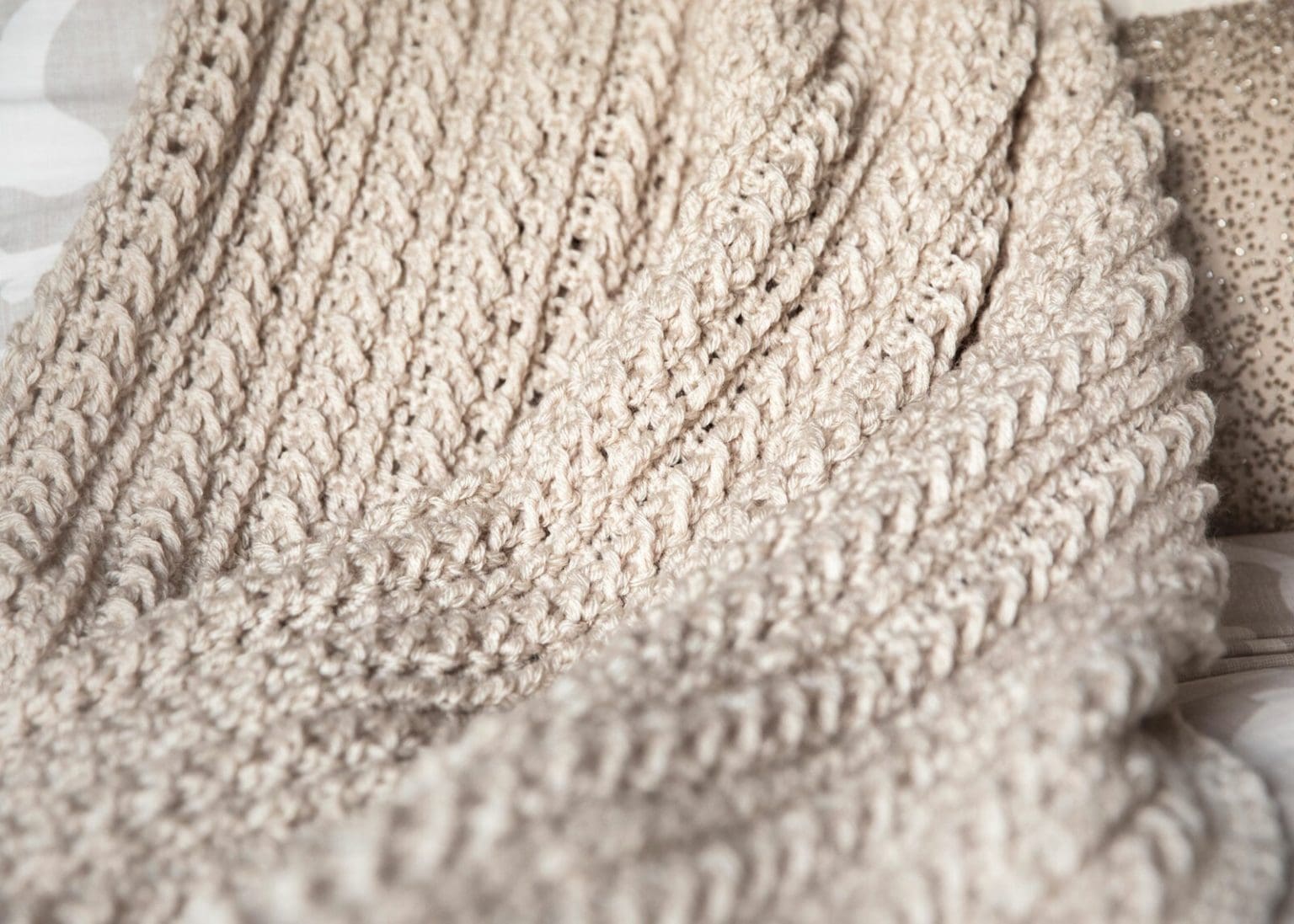 The Liza Throw - Crochet Pattern - Leelee Knits