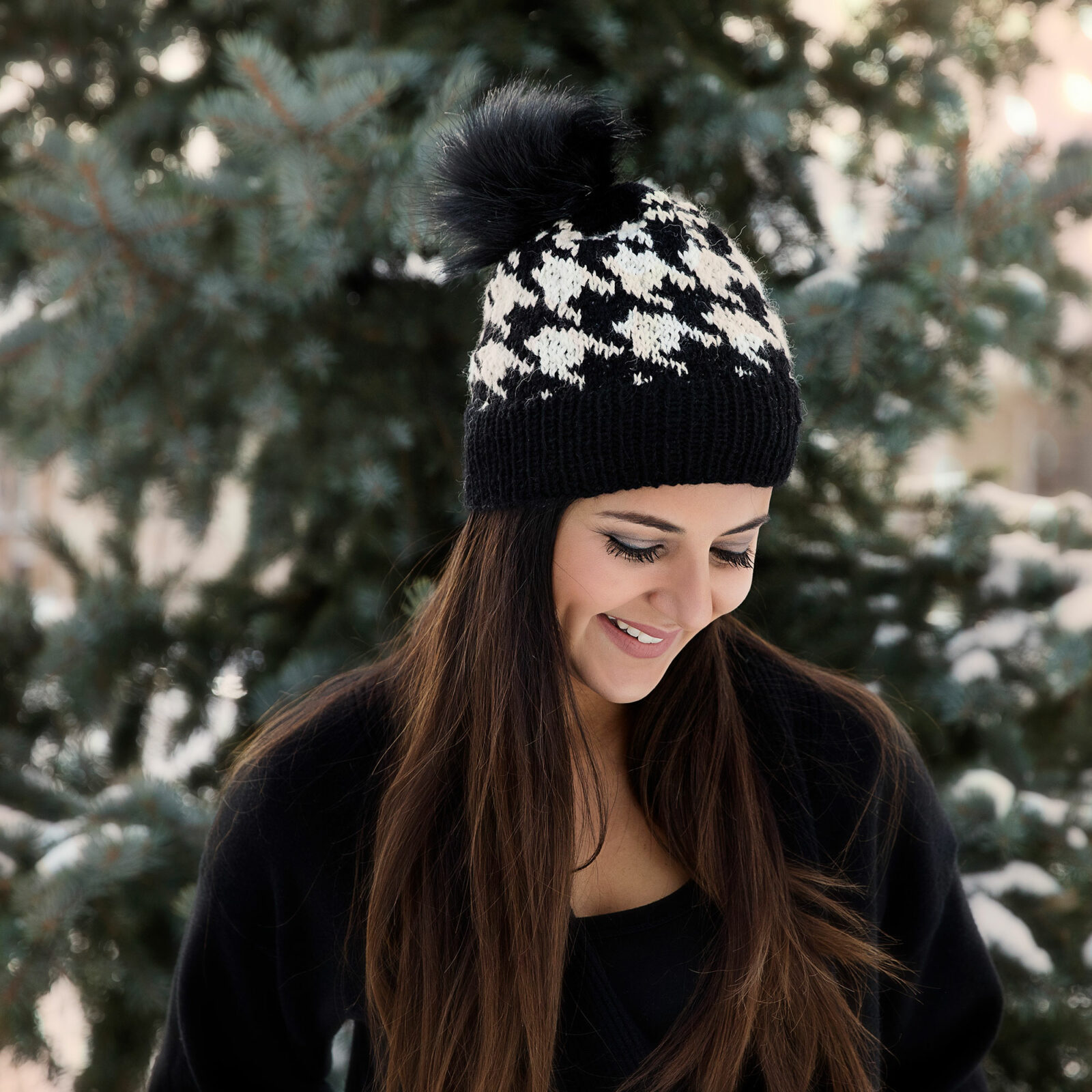 Houndstooth Beanie Knitting Pattern - Leelee Knits