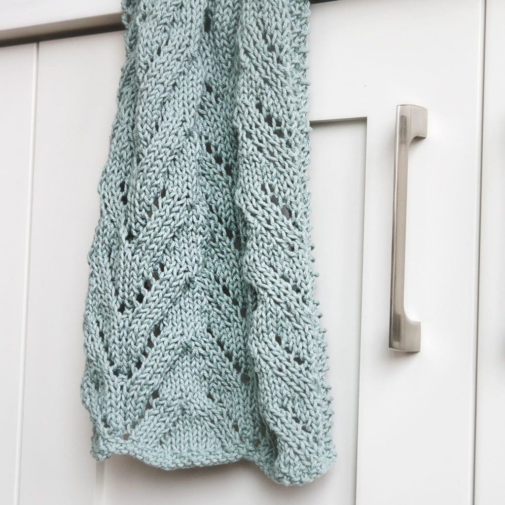 Simple Towel Knitting Pattern - Knitting in the Park