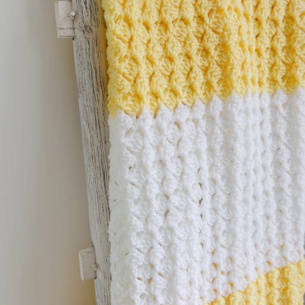 Easy Beginner Crochet Baby Blanket - Leelee Knits