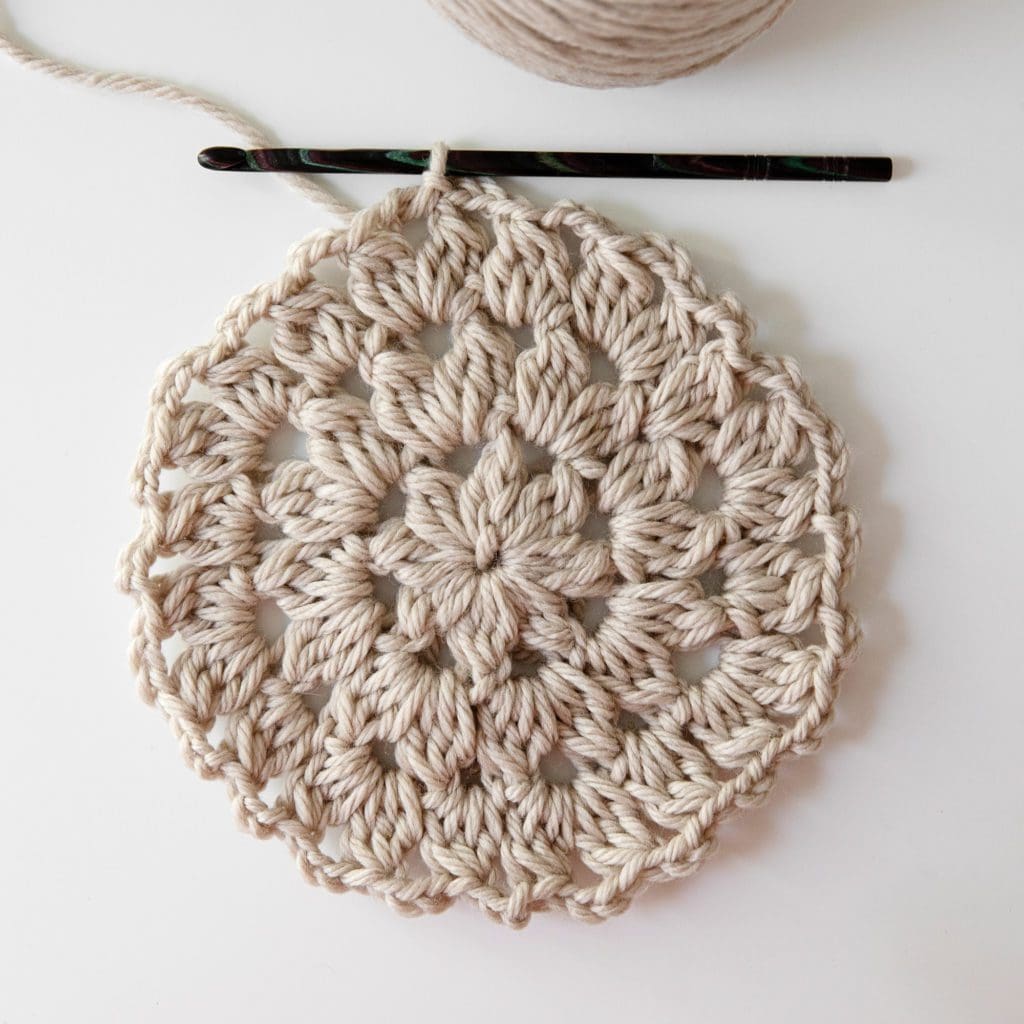 Boho Throw Pillow Crochet Pattern Round 3